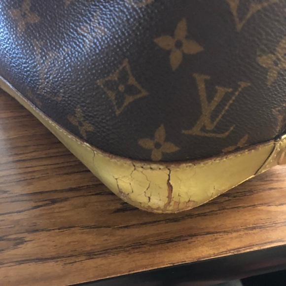 Authentic Louis Vuitton Purse Alma - Picture 3 of 7